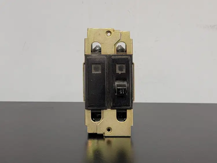 Used WESTINGHOUSE QCL2015 Switchgears British Columbia CA | Lenmark #243183