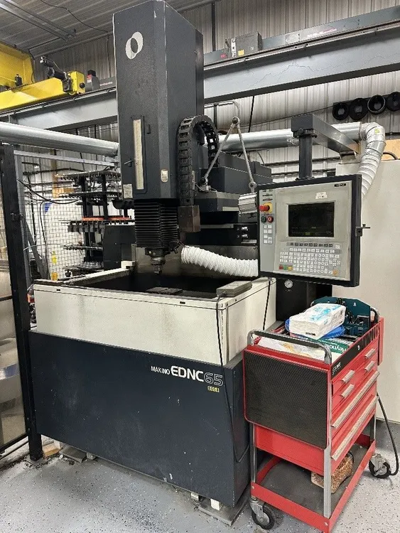 Used MAKINO EDNC65 EDM Sinkers Arizona US | Tight Tolerance Machinery #874052