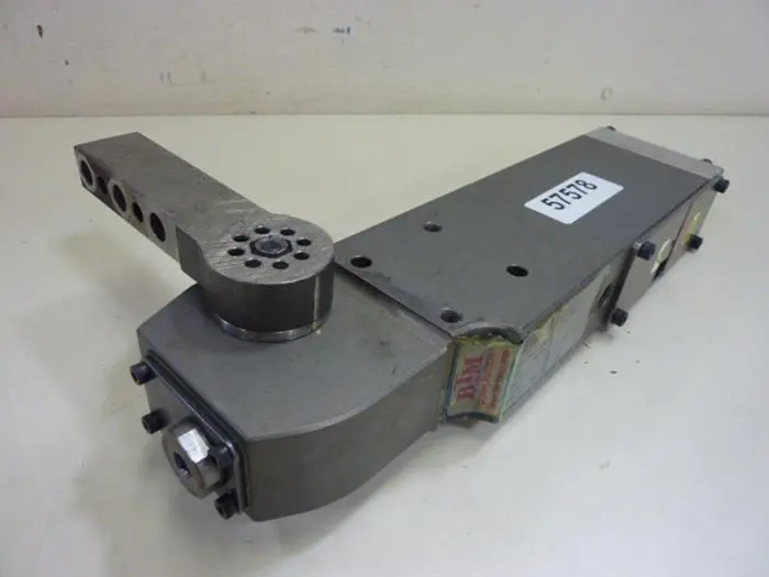 Used BTM CORP 779800G-733207YH-90AL-SCDC Clamps Michigan US | Ideal Machinery #945817