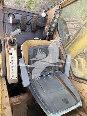 USED 1978 CATERPILLAR 245