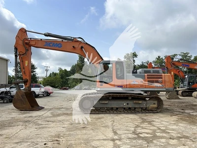 USED 2018 XCMG XE360U