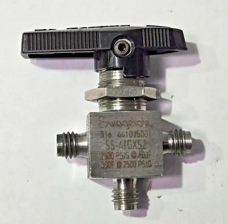Used Swagelok _UNKNOWN_ Valves/Fittings California US | Amiron Machinery #1087523