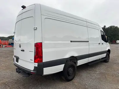 Used 2024 MERCEDES-BENZ 2500 Vans Florida US | Truck and Van Outlet #1509211