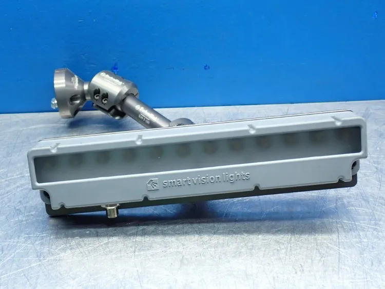 Used SMART VISION LIGHTS LC300625 Lighting | HGR 24 #737205