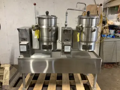 152-0791 Vulcan K6ETT Dual 6 Gallon Jacketed Tilting Kettle