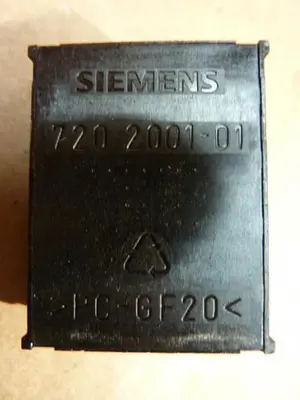 USED SIEMENS 720 2001-01