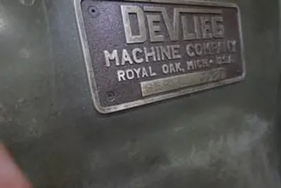 USED DEVLIEG 4K-72