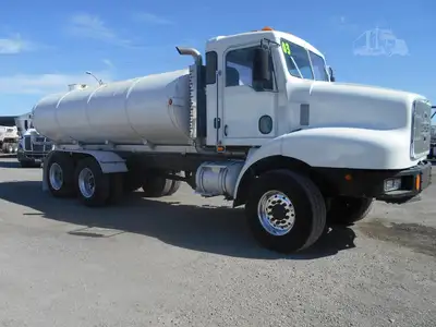 Used 2003 OSHKOSH F2034-1D1 Water Trucks Arizona US | Tuscon Trux & Equipment Sales #1546066