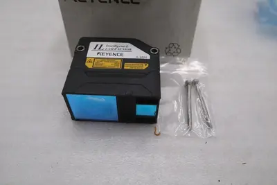 New Box Keyence IL-2000 IL2000 Laser Sensor 1000 to 3500MM Measuring Distance