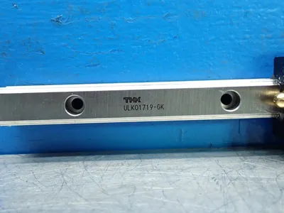USED THK HSR15C1SS+240L