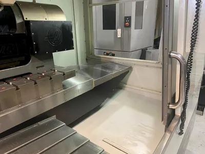 USED 2012 HAAS VM-6