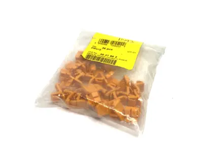 New | in-Stock PHOENIX CONTACT LATCHING, 3041862 Miscellaneous MRO | Maverick Industrial Sales #1121856