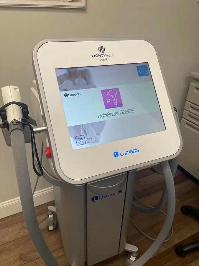 Used 2018 LUMENIS DESIRE WITH HS AND XC HANDPIECES  LOW SHOTS Lasers / Laser Systems Minnesota US | Midwest Medical #1467820