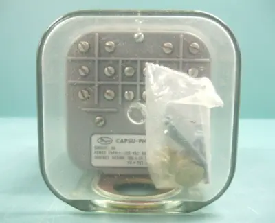 NEW Dwyer 43020