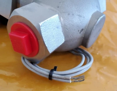 NEW Circle Seal Controls 16300-300P4CC1E