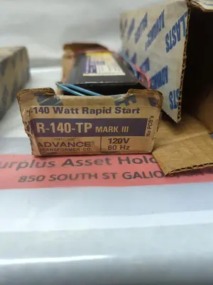 New | in-Stock ADVANCE R-140-TP Lighting | Surplus Asset Holdings #1226866