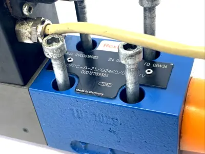USED BOSCH REXROTH R900913641, VT-SWA-1-13/DFEE, VT-DFPC-A-23/G24K0/0A0V/V