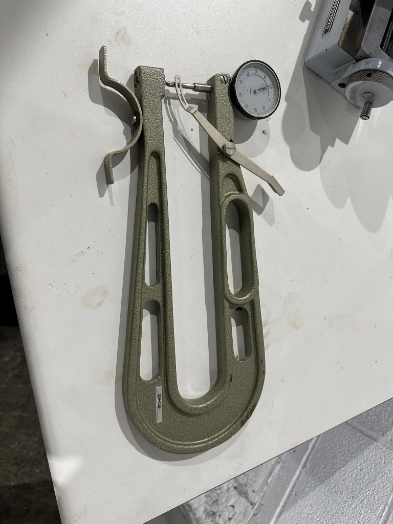 DYER 309-100 THICKNESS GAGE