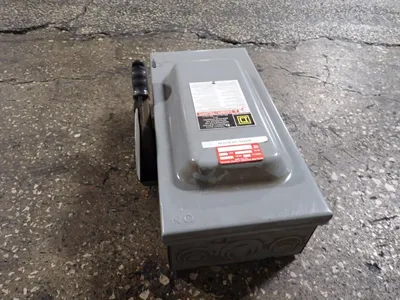 USED SQUARE D HU362