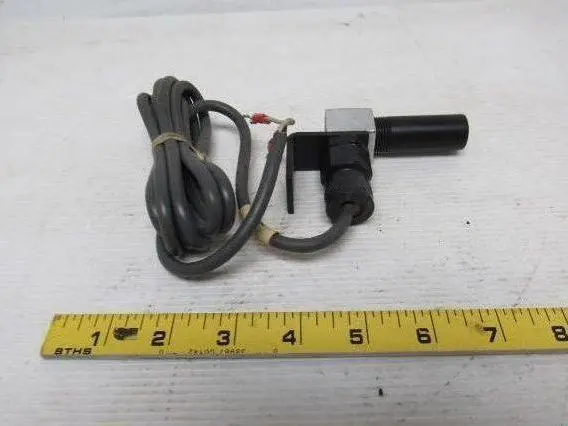 Autotron E8BC Photoelectric Sensor