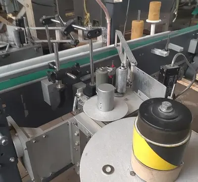 Universal Front and Back labeler  2" strippers