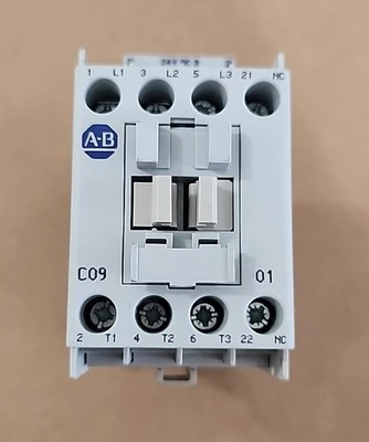 NEW Allen-Bradley 100-C09DJ01