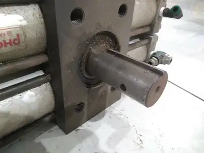 USED PHD HEAVY DUTY KEYED SHAFT ROTARY DOUBLE CYLINDER