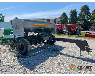 Used CRUSTBUSTER _UNKNOWN_ No-Till Drills Iowa US | Keast Enterprises #1360222