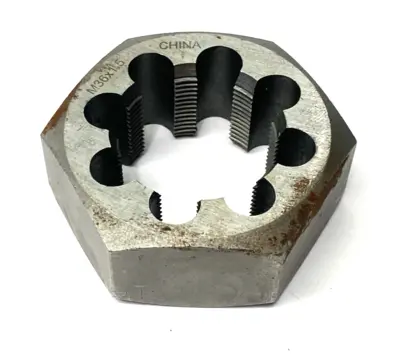 USED INTERSTATE HEX RETHREADING DIE: M36X1.5, 1" THICK, RIGHT HAND, CARBON S
