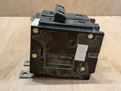 Used CUTLER-HAMMER BA240 Switchgears British Columbia CA | Lenmark #1438540