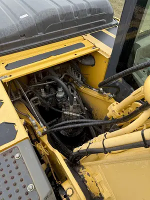 USED 2013 KOBELCO SK 210-9