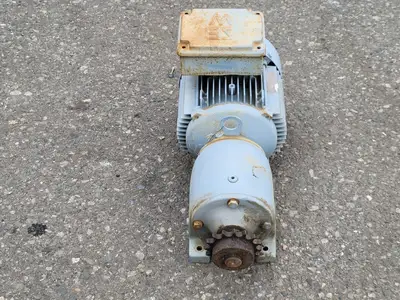 Used SEW R40DT90S4 Motors (misc) British Columbia CA | Lenmark #247712