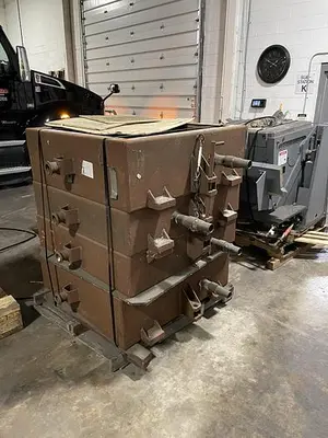 USED 2006 NASH V-PROCESS MOLDING EQUIPMENT
