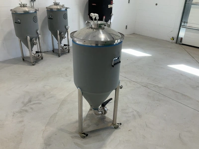 Used SPIKE BREWING CF15 CONICAL FERMENTER/UNITANK WITH INSULATED CONICAL JACKET 18 GALLONS Brewing Equipment Michigan US | Miedema Asset Management Group #1580107
