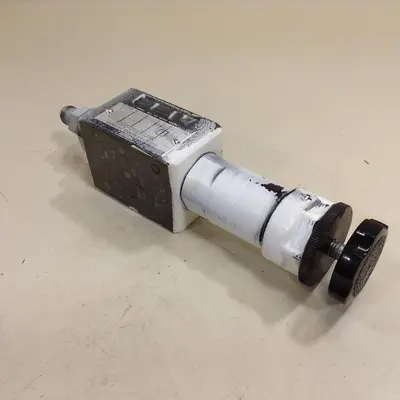 Used YUKEN MRP-01-C-3004 Valves/Fittings Michigan US | Ideal Machinery #1309641