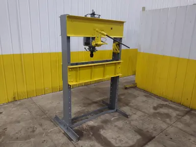 USED DAKE 75H
