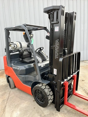 USED 2010 TOYOTA 8FGCU30