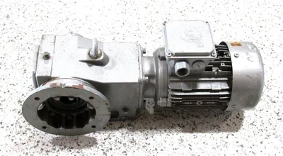 NEW NORD SK90161AFBH-90S/4 CUS GEARMOTOR 63.97:1 MTR90 S/4 CUS