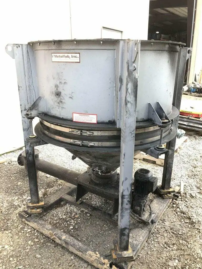 Metalfab MVSI 48″ Vibratory Shaker / Screener / Sifter 1.5HP 2150force/lbs