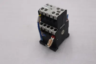 MOELLER IEC/EN 60947 MAGNETIC CONTACTOR STOCK 4739