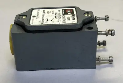 USED CUTLER-HAMMER 10316H187C