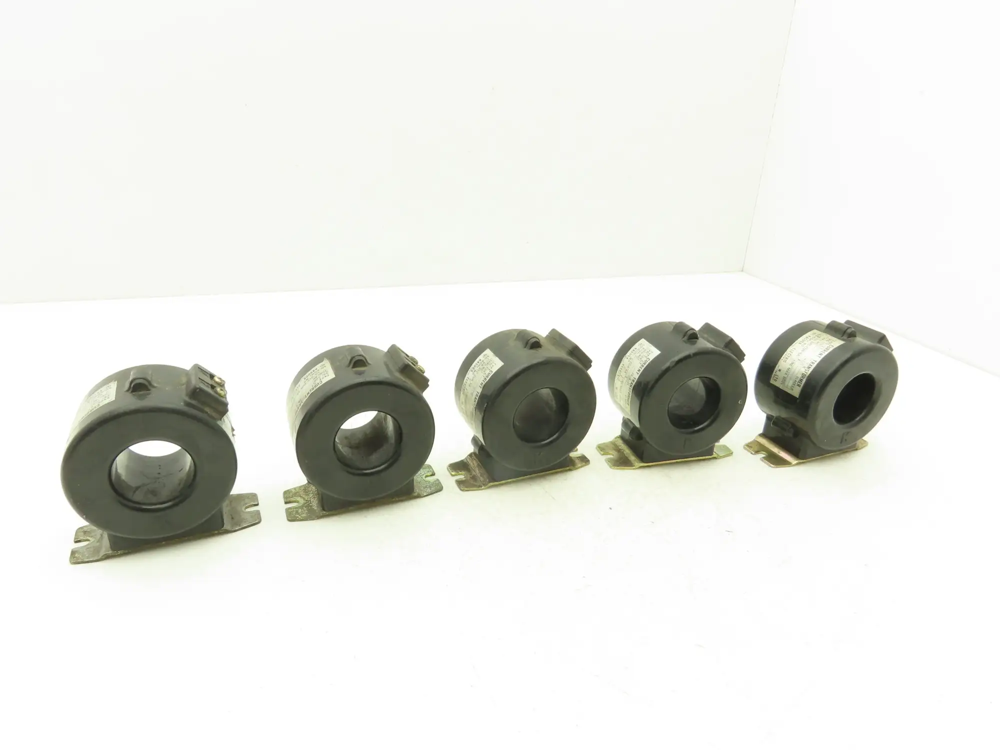 Kasuga CT153K Current Transformer VA Sec Cur 5A 600V Max 50/60Hz Lot of 5