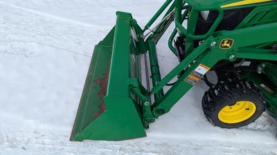 USED 2015 JOHN DEERE 1023E