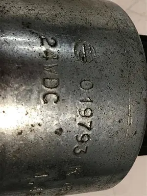 USED REXROTH 4WE10U33/CG24N9K4