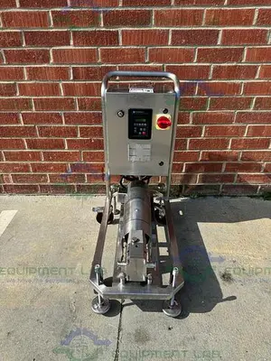 USED IDEX WRIGHT FLOW S1L ROTARY LOBE W/STAINLESS 1/2 HP MOTOR, CONTROLLER