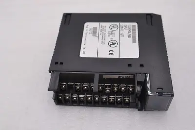 GE FANUC IC693MDL240 INPUT MODULE 16PT 120VAC STOCK #L-558-C