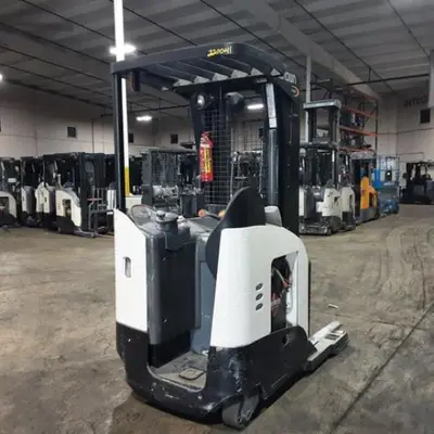 USED 2018 CROWN RR5725-45