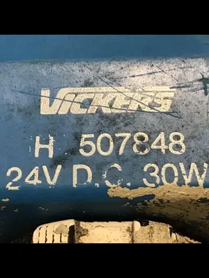 USED VICKERS DG4V-3-6C-M-U-HL7-60