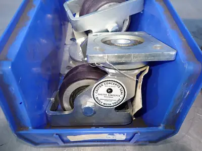 Caster Concept Seal Casters