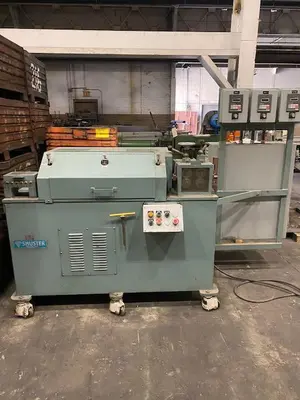 USED 2004 SHUSTER 24SFT